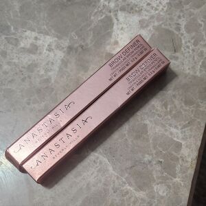 NWT NEVER OPENED Anastasia Beverly Hills Brow Wiz - Soft Brown